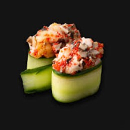 GUNKAN - SALAD SURIMI IN CUCUMBER / SAŁATKA SURIMI W OGÓRKU